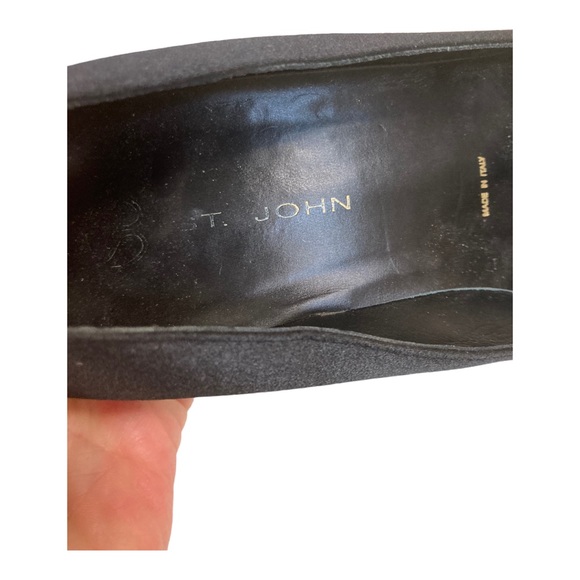 St John Black Satin Kitten Heel Pumps with Sequin Toe Size 6B - Picture 6 of 9